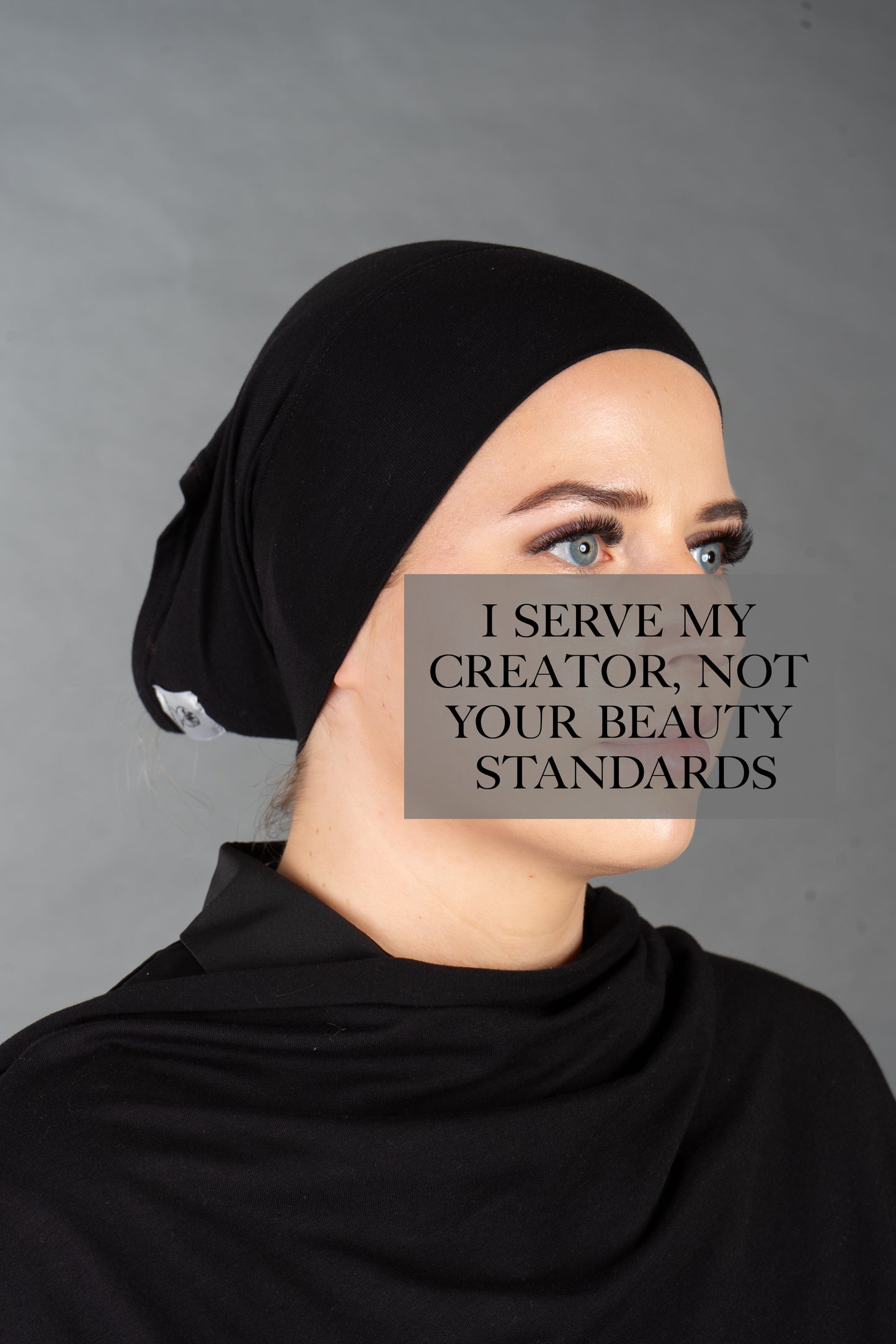 QUALITY BONNET - Black Beauty